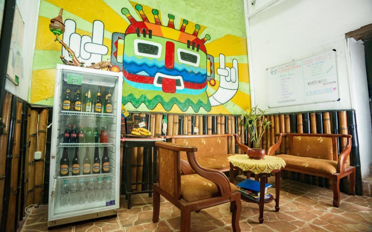 Colonial House Inn Кито Екстериор снимка