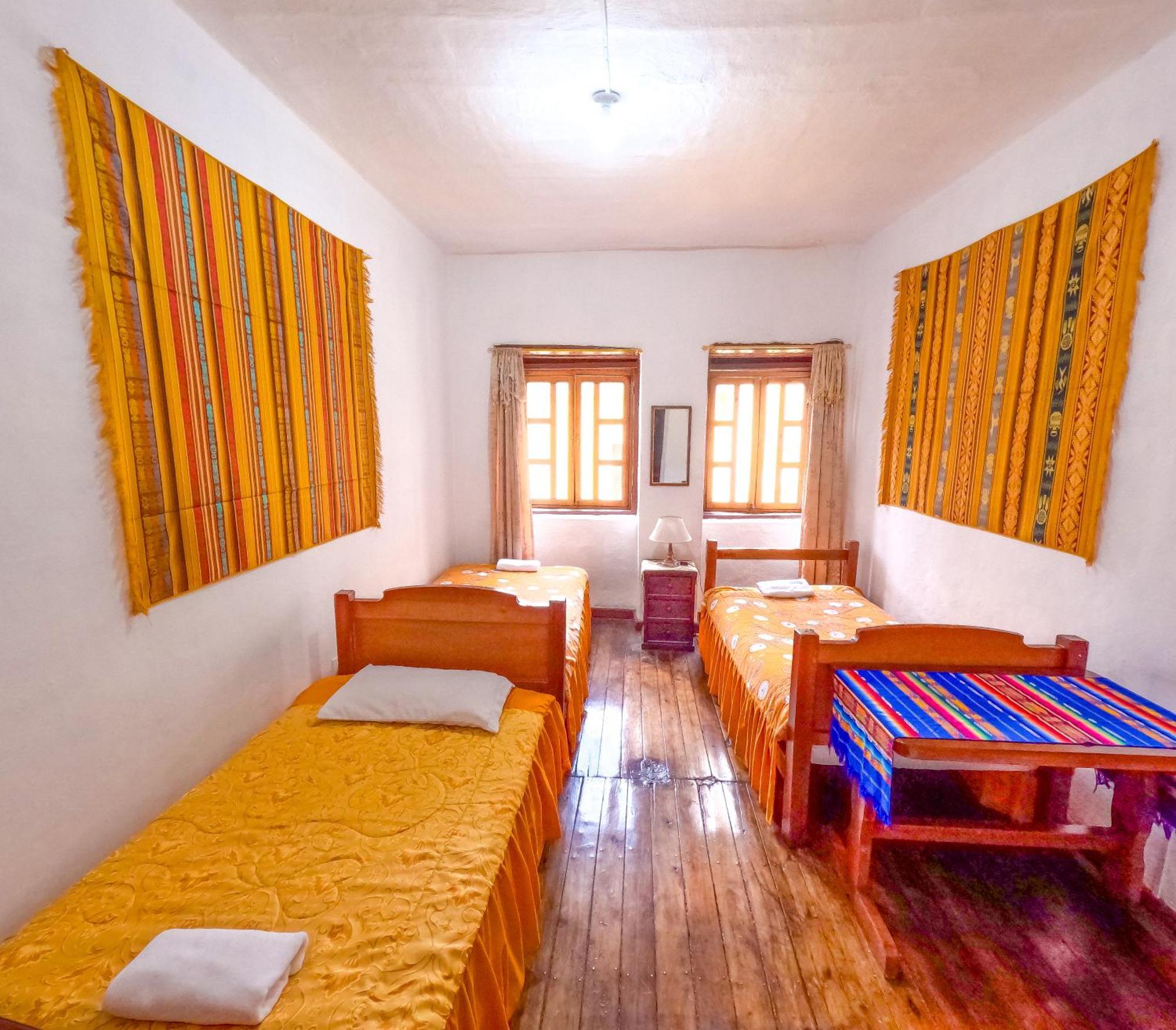 Colonial House Inn Кито Екстериор снимка